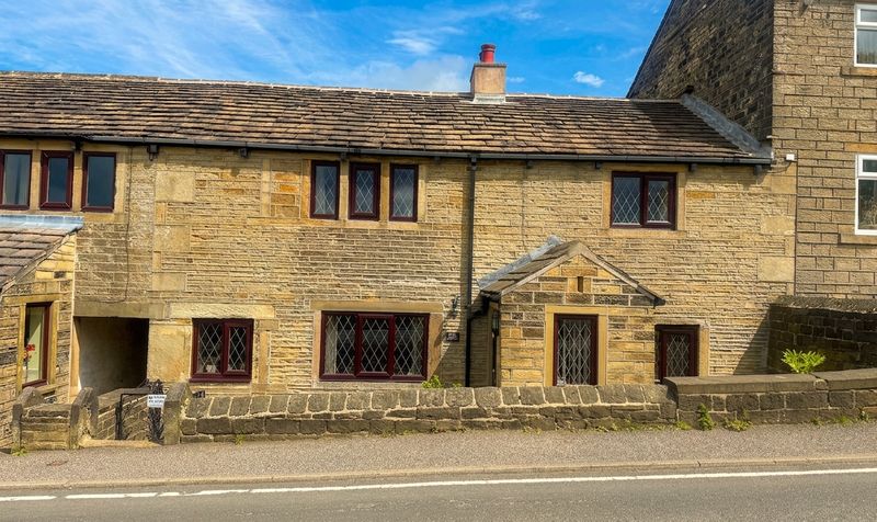 Botany Lane, Lepton, HD8
