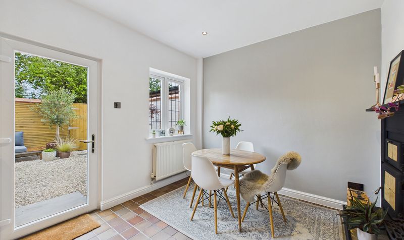 Caughall Road, Upton, CH2