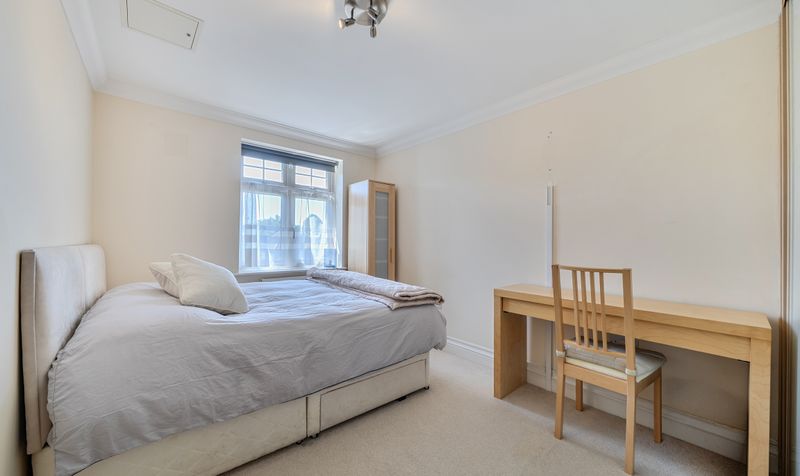 Cheam Road, Charlemont House, KT17