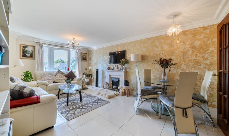 Cheam Road, Charlemont House, KT17