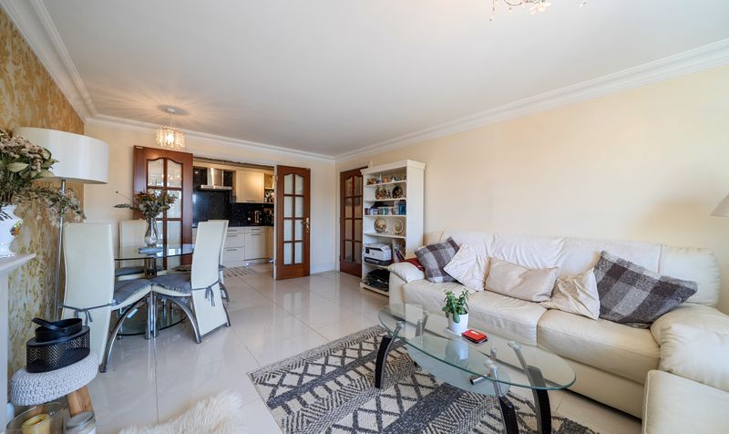 Cheam Road, Charlemont House, KT17