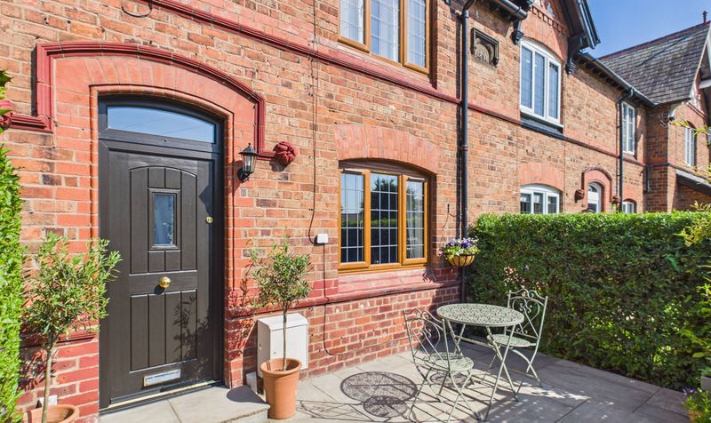 Caughall Road, Upton, CH2