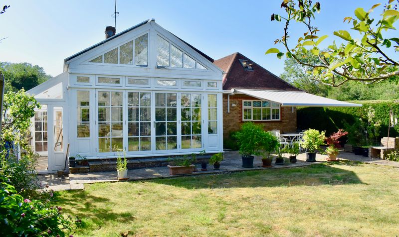 River Lane, Fetcham, KT22