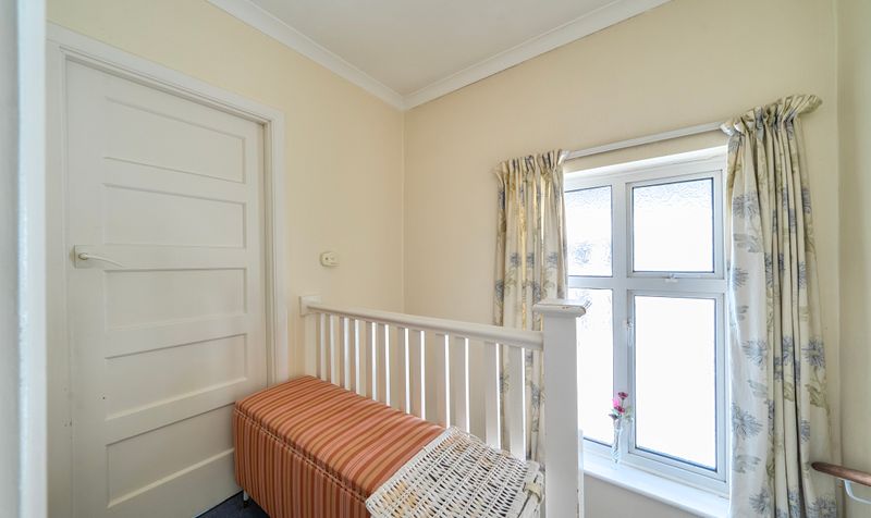Parklawn Avenue, Epsom, KT18