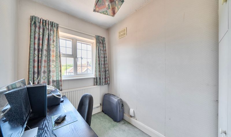 Parklawn Avenue, Epsom, KT18