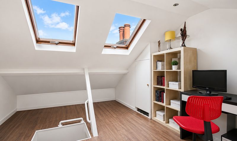 Lower Court Road, Epsom, KT19