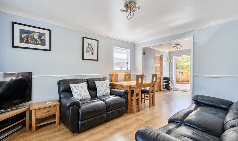 Allum Grove, Tadworth, KT20