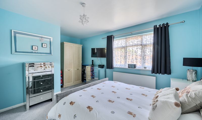 Allum Grove, Tadworth, KT20