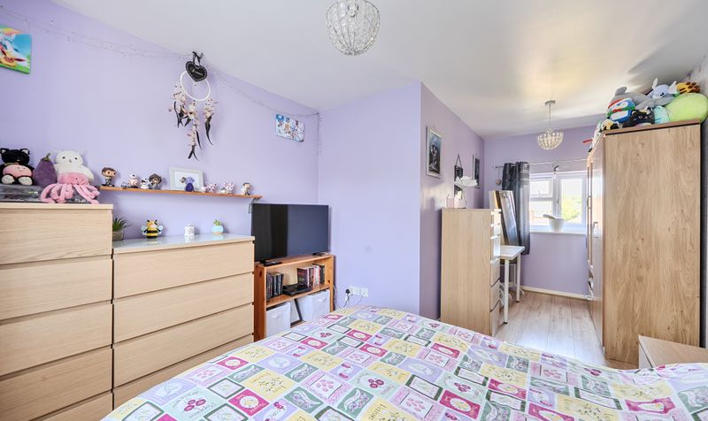 Allum Grove, Tadworth, KT20