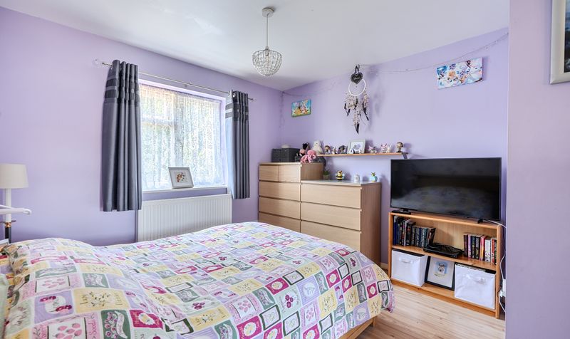 Allum Grove, Tadworth, KT20