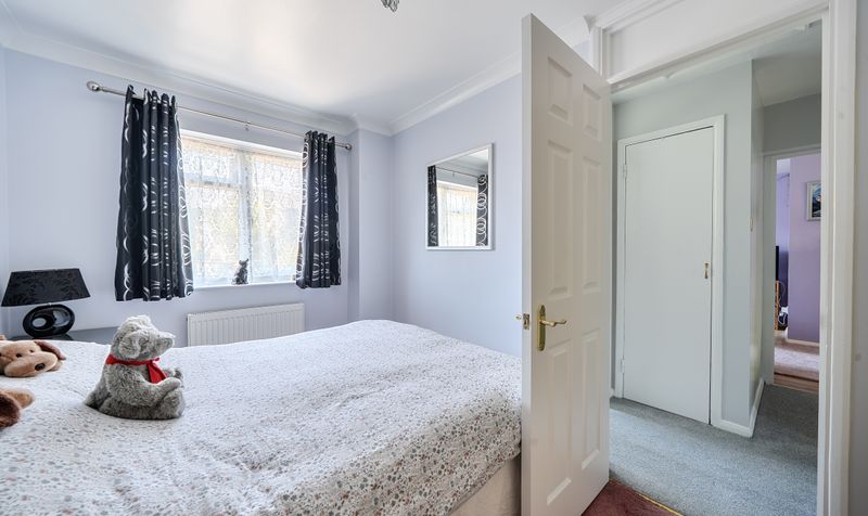 Allum Grove, Tadworth, KT20
