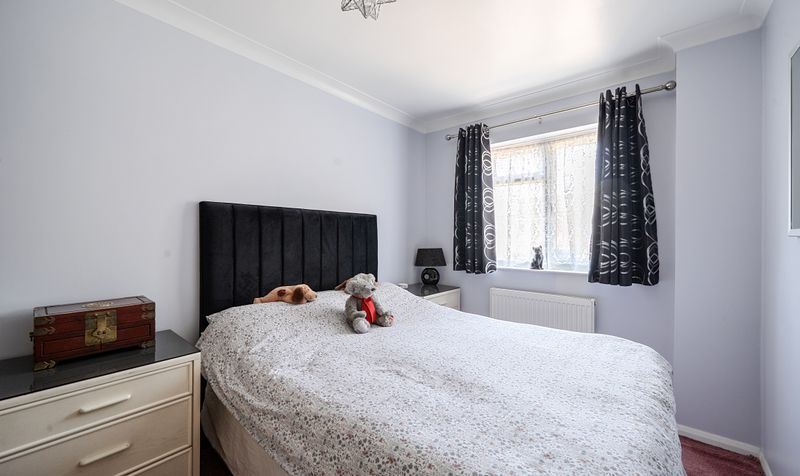 Allum Grove, Tadworth, KT20