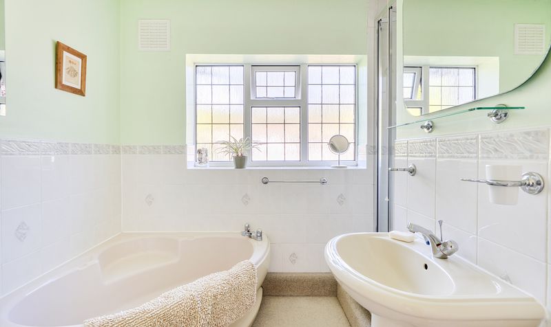 Sunnybank, Epsom, KT18