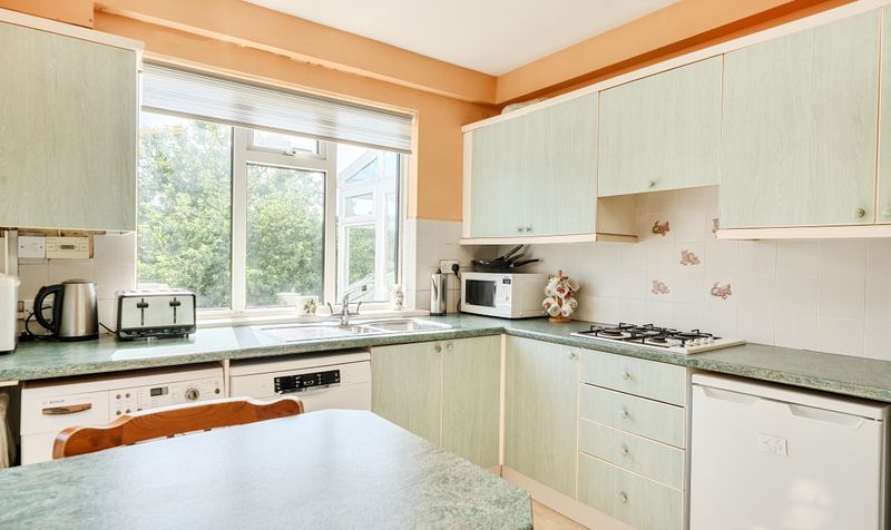 Sunnybank, Epsom, KT18