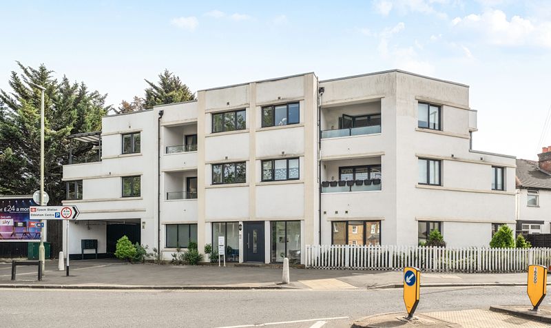 Chase Road, Epsom, KT19