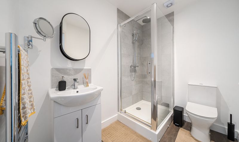 Chase Road, Epsom, KT19
