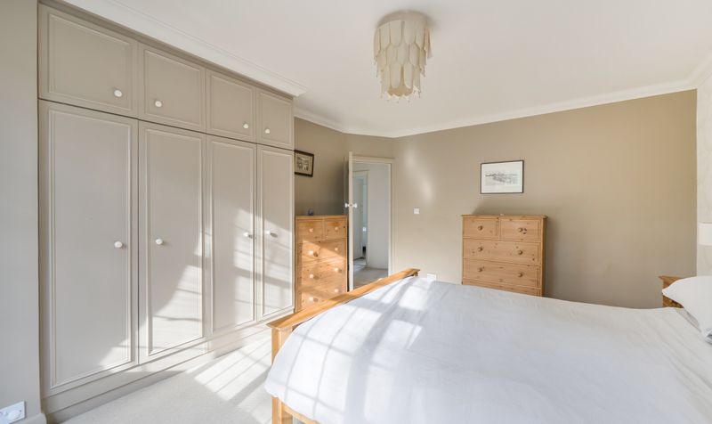 Wilmerhatch Lane, Epsom, KT18