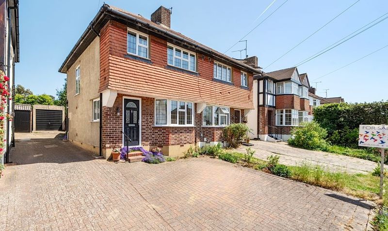 Parklawn Avenue, Epsom, KT18