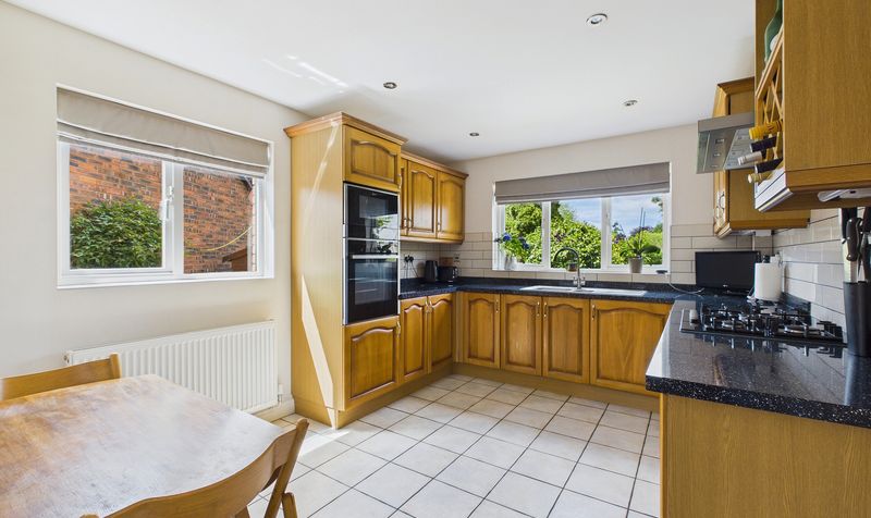 Daniell Way, Great Boughton, CH3
