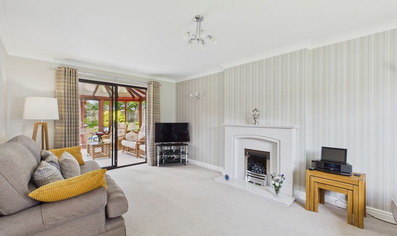 Daniell Way, Great Boughton, CH3