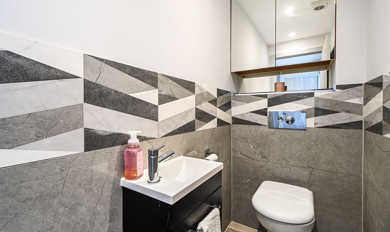 Miles Road, Epsom, KT19