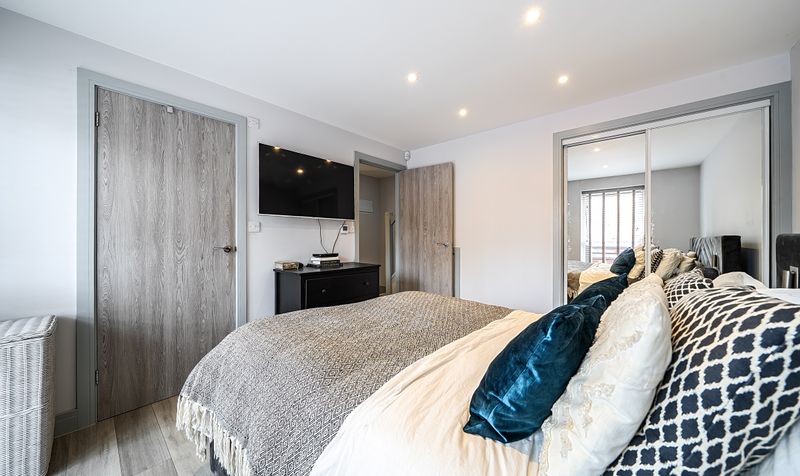 Miles Road, Epsom, KT19