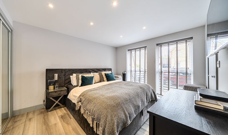 Miles Road, Epsom, KT19