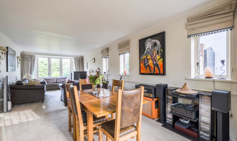 Wilmerhatch Lane, Epsom, KT18