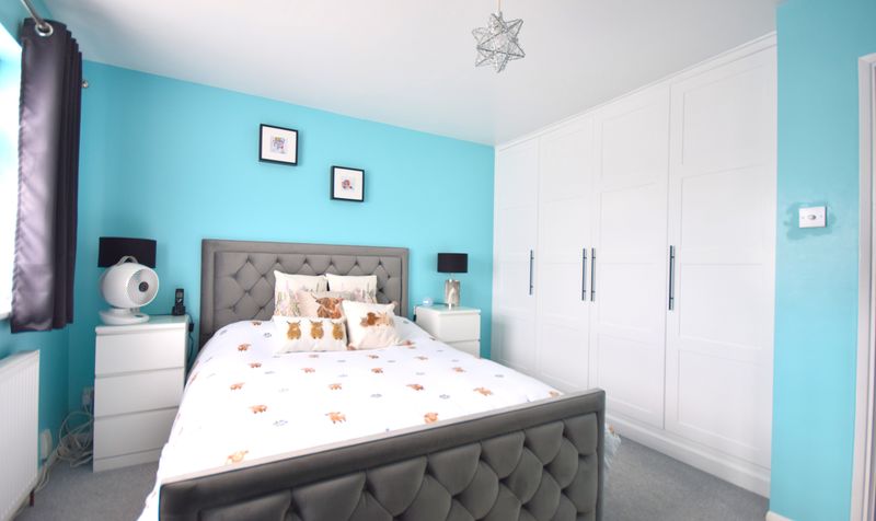 Allum Grove, Tadworth, KT20