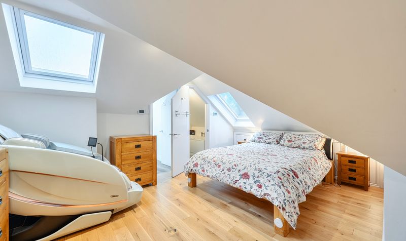 West Hill, Epsom, KT19