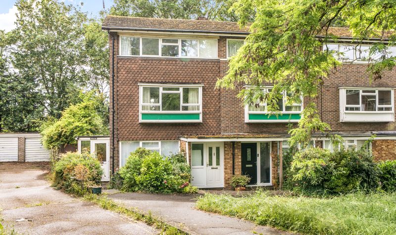 Grove Avenue, Epsom, KT17