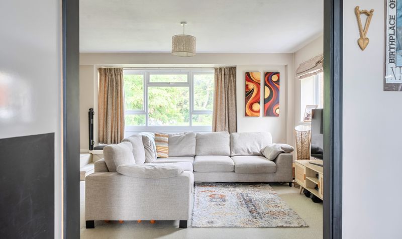 Grove Avenue, Epsom, KT17