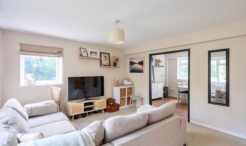 Grove Avenue, Epsom, KT17