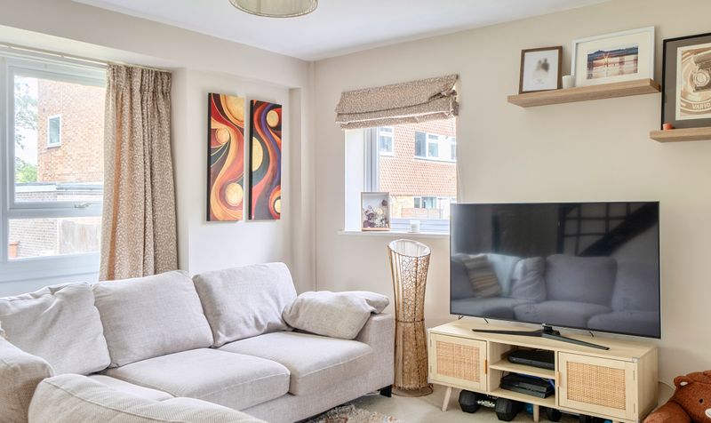 Grove Avenue, Epsom, KT17