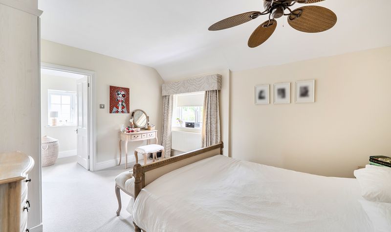 Agates Lane, Ashtead, KT21
