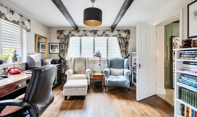 Agates Lane, Ashtead, KT21