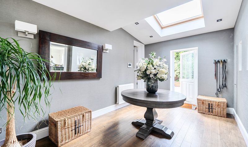 Agates Lane, Ashtead, KT21
