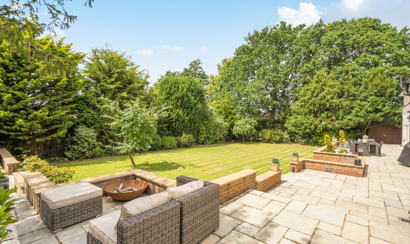Agates Lane, Ashtead, KT21
