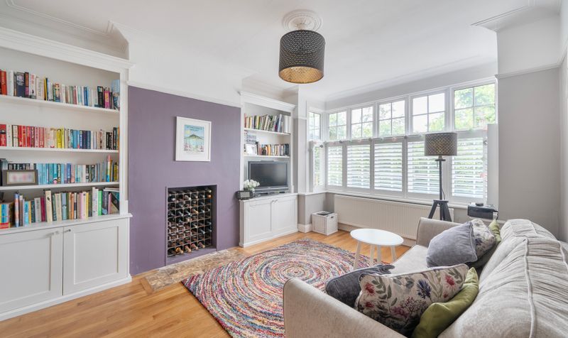 West Hill Avenue, Epsom, KT19