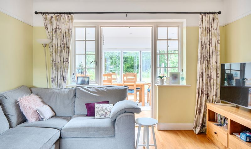 West Hill Avenue, Epsom, KT19