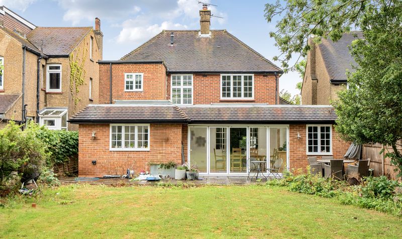 West Hill Avenue, Epsom, KT19