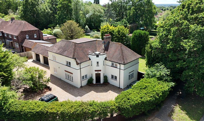 Agates Lane, Ashtead, KT21