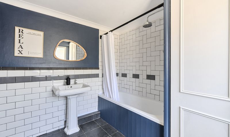 South Street, Epsom, KT18