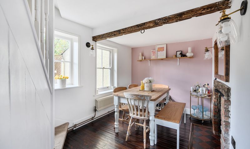 South Street, Epsom, KT18