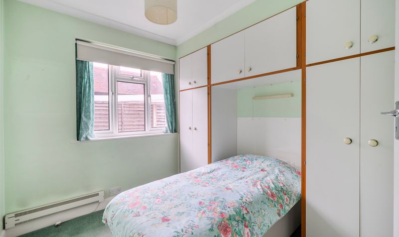 Percival Way, Epsom, KT19
