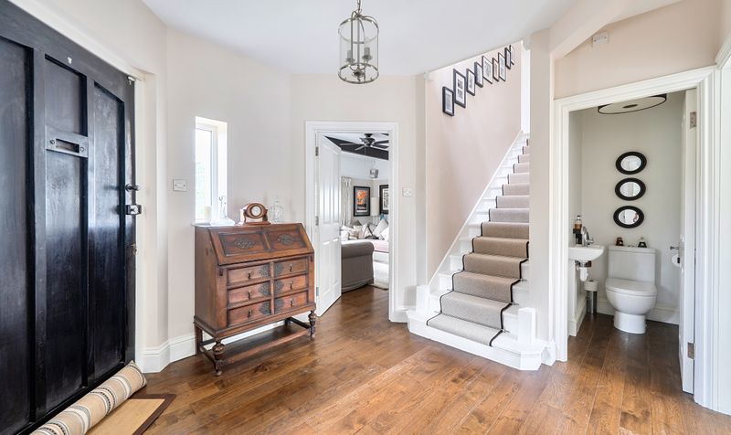 Agates Lane, Ashtead, KT21