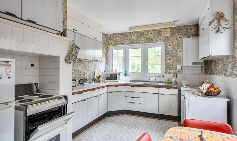 Copse Edge Avenue, Epsom, KT17