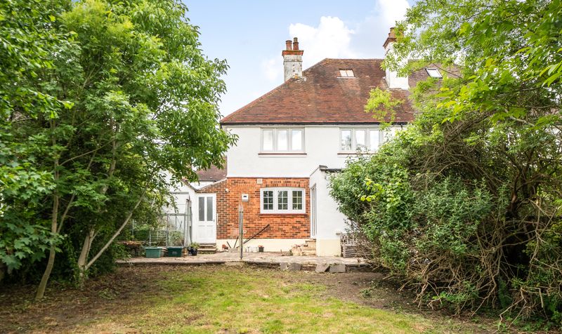 Copse Edge Avenue, Epsom, KT17