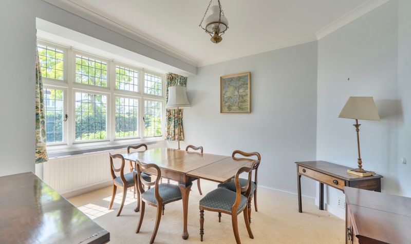 The Mead, Ashtead, KT21