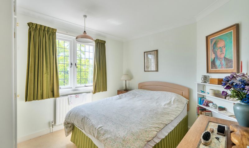 The Mead, Ashtead, KT21